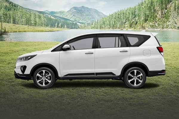 Galeri Mobil Travel